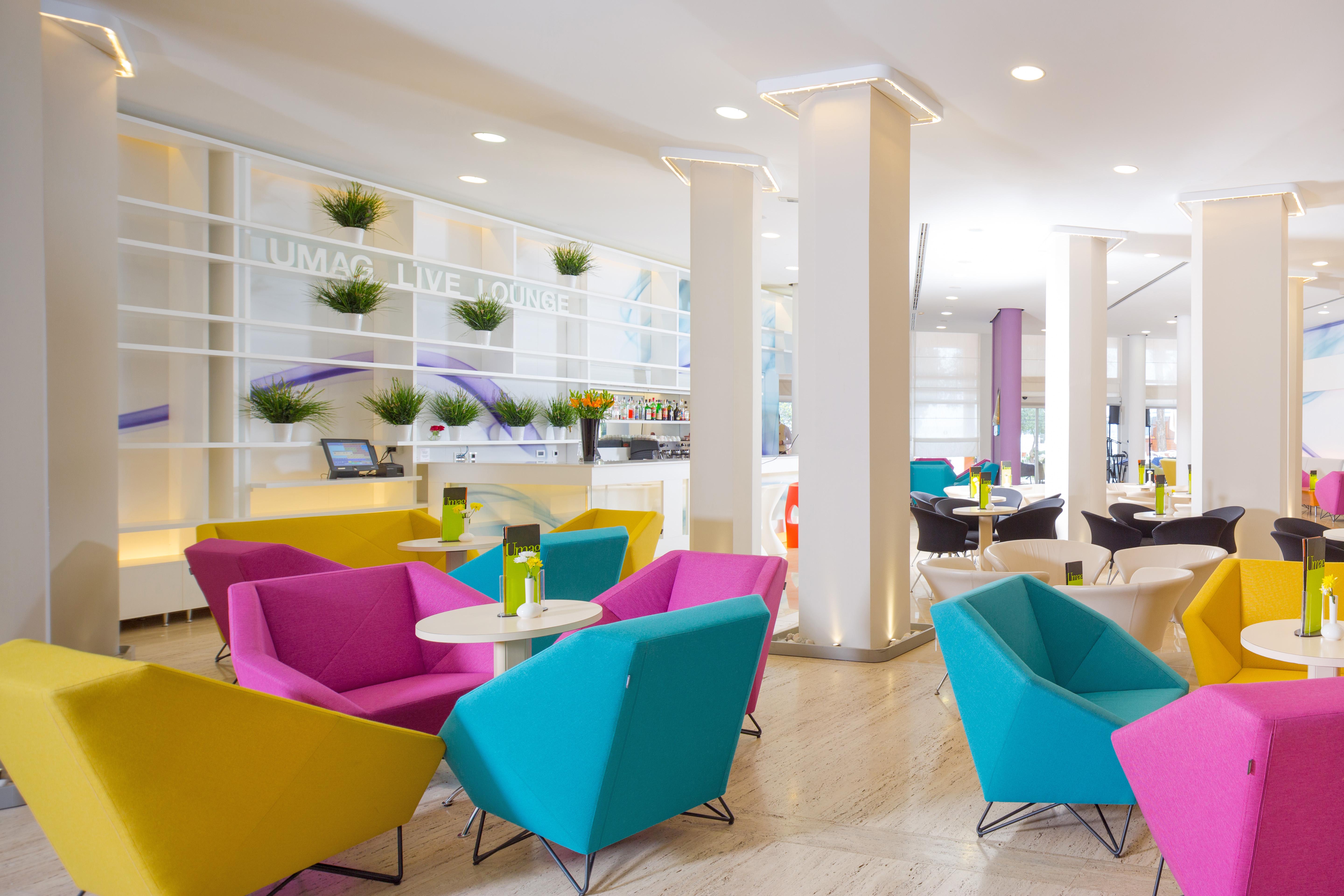 Hotel Umag Plava Laguna Buitenkant foto